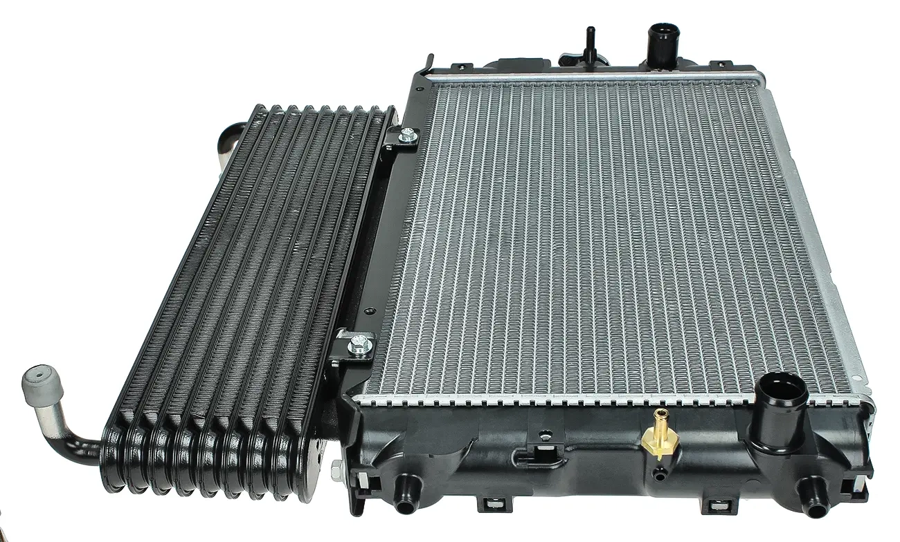 Радиатор двигателя YANMAR VIO25-4