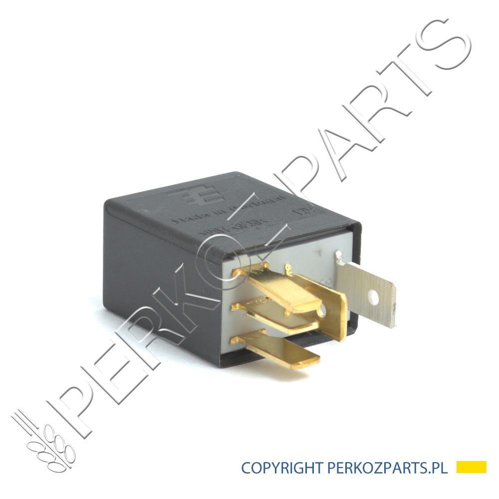 РЕЛЕ МАЛЕНЬКИЙ ЧЕРНЫЙ CNH 87414866